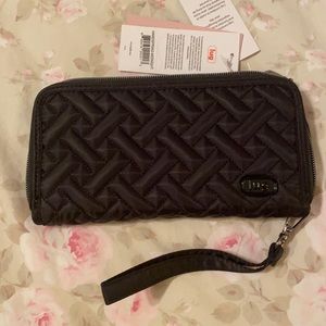 NWT LUG HANDSPRING WALLET BLACK